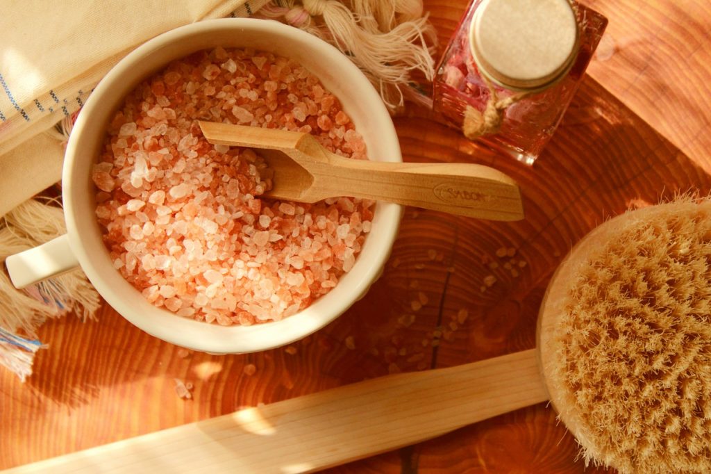 bath salt, spa, bath-4676615.jpg